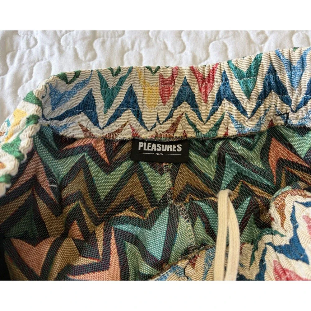 Pleasures Now Tapestry Rug Cream Multi Color Drawstring Shorts Sz XXL